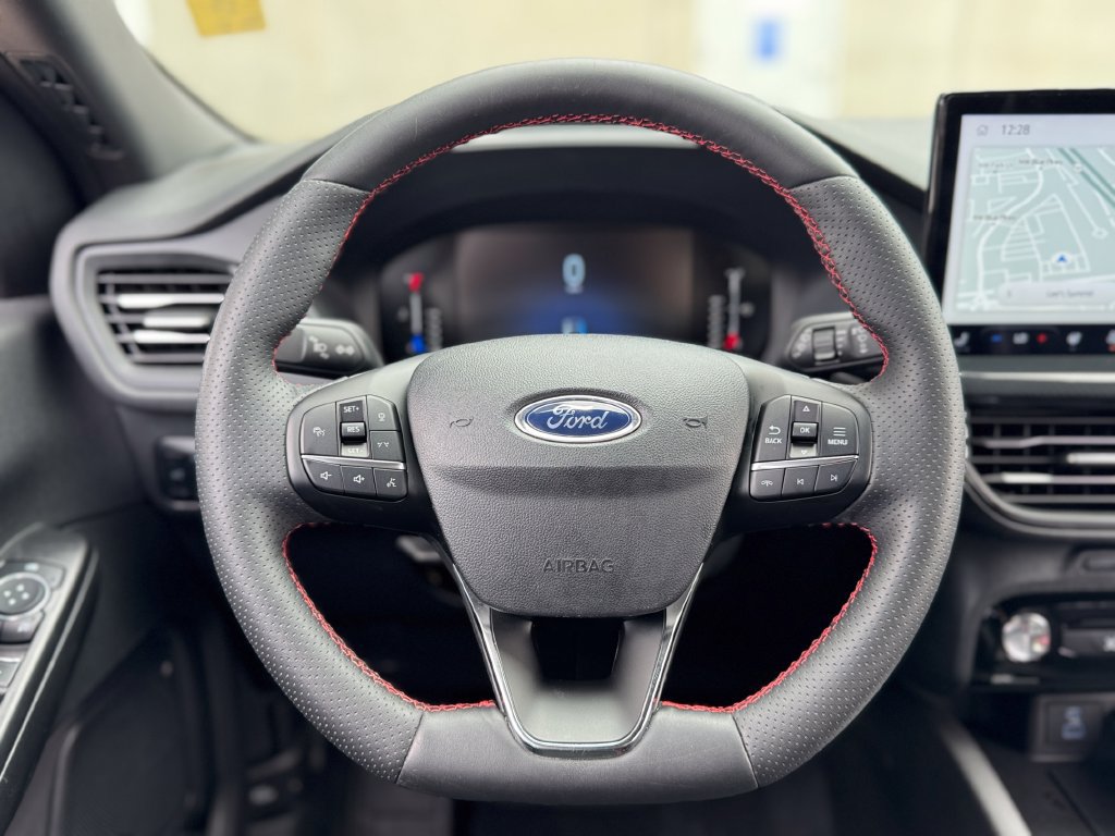 Used 2023 Ford Escape ST-Line w/ Tech Pack #1 AWD/4WD image 15
