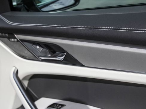New 2025 Jaguar F-PACE R-Dynamic S AWD/4WD image 15