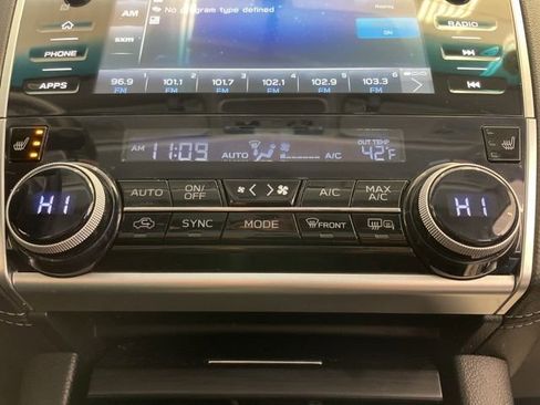 Used 2018 Subaru Legacy 2.5i Premium image 19