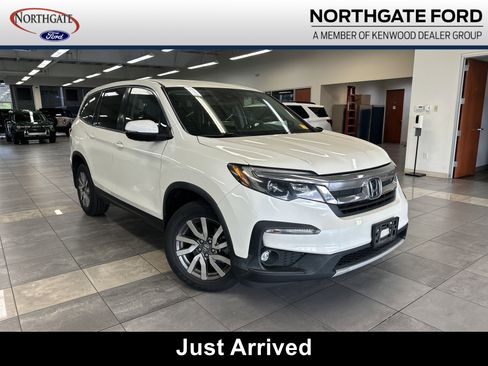 Used 2019 Honda Pilot EX image 1