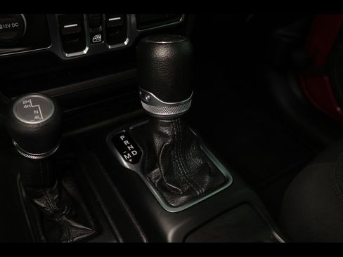 Used 2022 Jeep Wrangler Unlimited Sport image 11