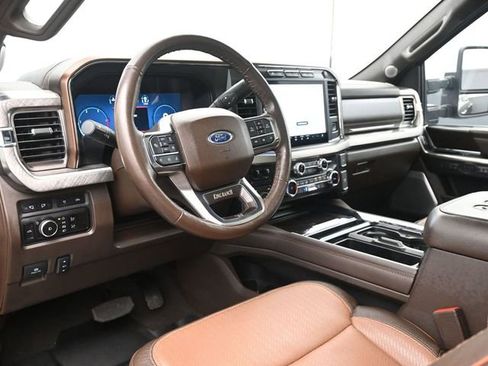 Used 2023 Ford F450 King Ranch w/ Chrome Package image 22