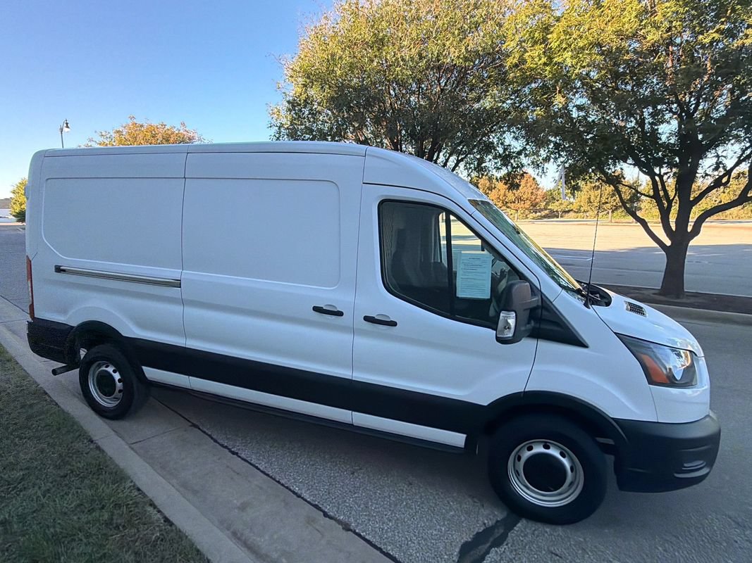 Used 2022 Ford Transit 250 Medium Roof RWD image 4