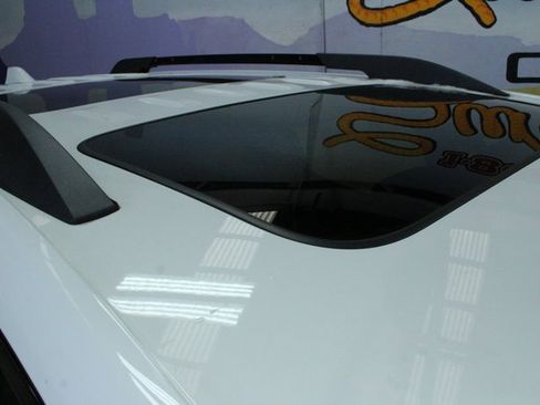 Used 2020 GMC Acadia AT4 image 5