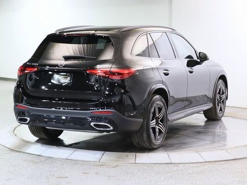 Certified 2025 Mercedes-Benz GLC 350e GLC 350e w/ AMG Line image 16