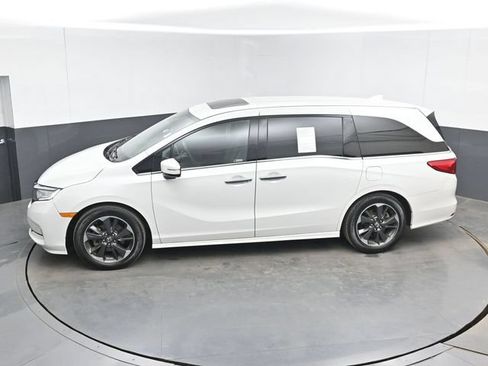 Used 2023 Honda Odyssey Elite image 38