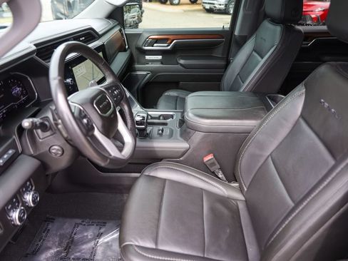 Used 2023 GMC Sierra 1500 Denali w/ Denali Reserve Package AWD/4WD image 9
