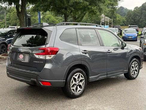 Certified 2023 Subaru Forester Premium AWD/4WD image 10