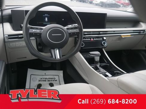 Used 2025 Hyundai Tucson SEL image 43