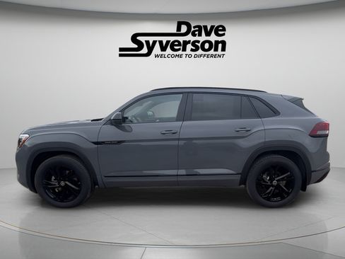 New 2026 Volkswagen Atlas Cross Sport SEL R-Line AWD/4WD image 8