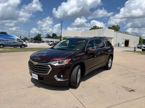 Used 2019 Chevrolet Traverse LT AWD/4WD image 1