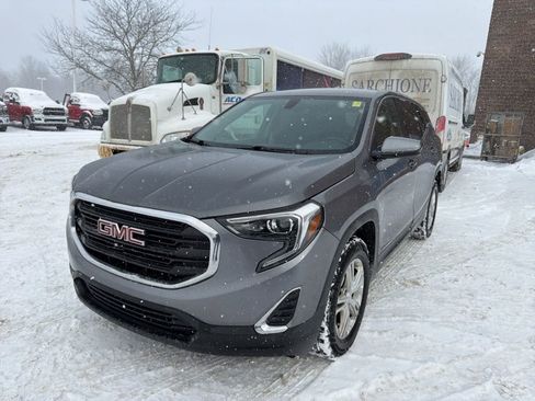 Used 2018 GMC Terrain SLE image 3