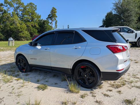 Used 2019 Chevrolet Equinox LT FWD image 6