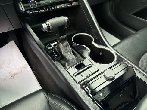 Used 2023 Kia K5 GT-Line image 38