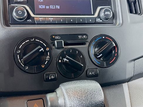 Used 2019 Nissan NV200 SV FWD image 17