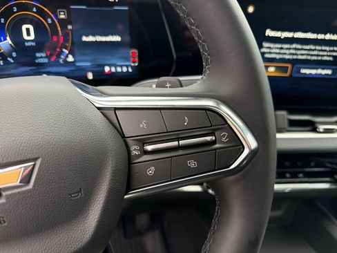 New 2026 Chevrolet Equinox LT image 18