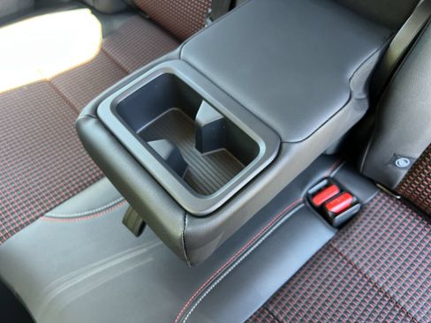 Certified 2025 Nissan Kicks SR AWD/4WD image 19