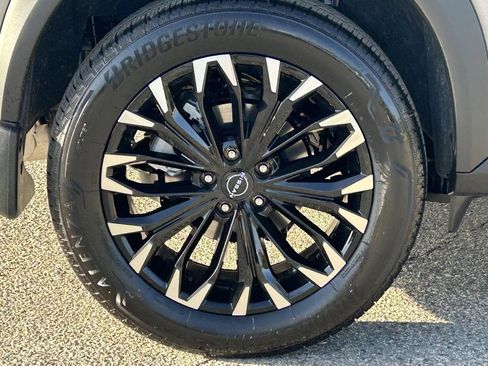 New 2026 Nissan Rogue SV image 7