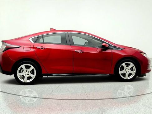 Used 2018 Chevrolet Volt LT FWD image 4