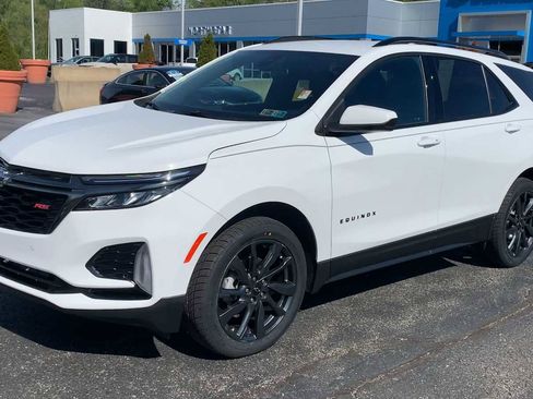 Certified 2023 Chevrolet Equinox RS AWD/4WD image 4