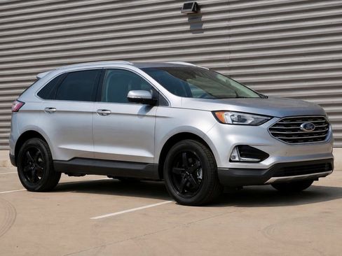 Used 2020 Ford Edge Titanium AWD/4WD image 1