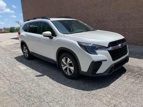 Used 2024 Subaru Ascent Premium w/ Convenience Package AWD/4WD image 7