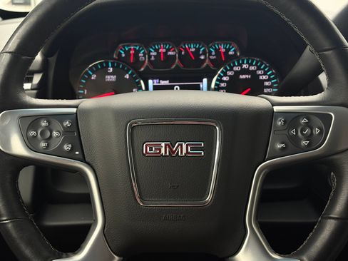 Used 2018 GMC Yukon XL SLT AWD/4WD image 22