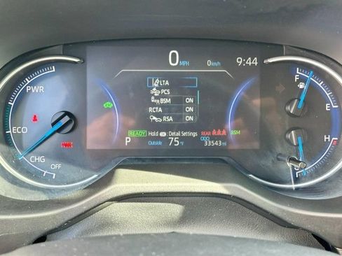 Used 2025 Toyota RAV4 XLE AWD/4WD image 23