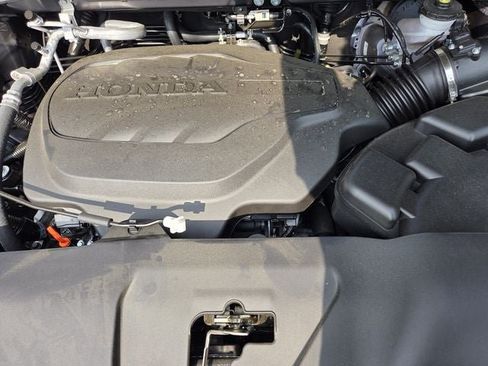 Certified 2026 Honda Odyssey Touring image 39