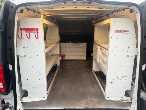 Used 2018 Mercedes-Benz Metris image 4