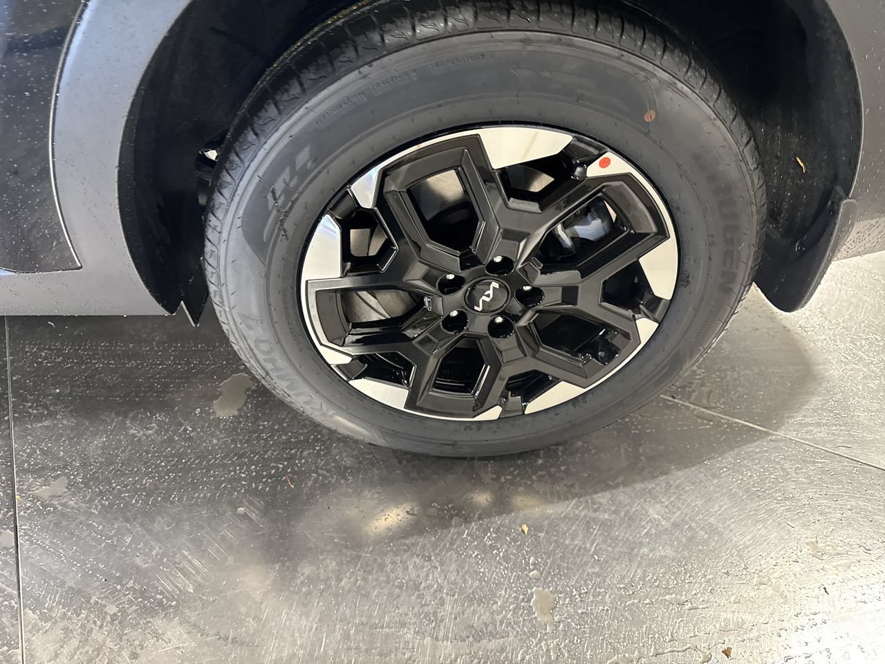 New 2026 Kia Sorento S AWD/4WD image 12