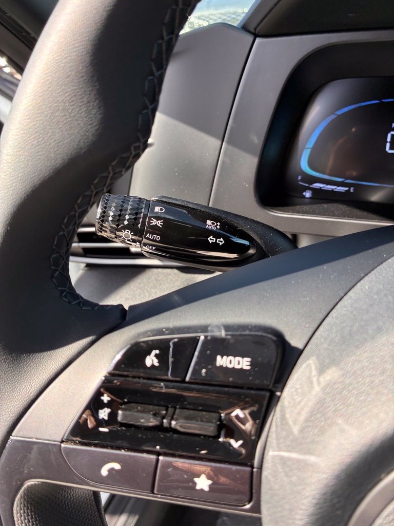 New 2026 Hyundai Elantra SEL Sport FWD image 28