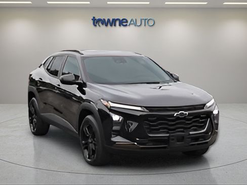 Used 2024 Chevrolet Trax ACTIV w/ Sunroof Package FWD image 7