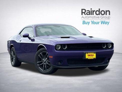 Used 2019 Dodge Challenger SXT w/ Blacktop Package AWD/4WD image 1