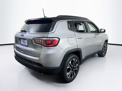 Used 2022 Jeep Compass Limited AWD/4WD image 4