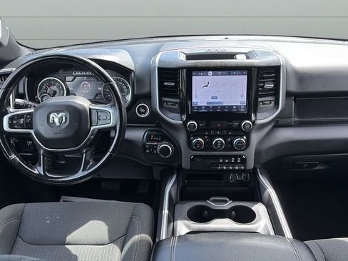 Used 2022 RAM 1500 Big Horn AWD/4WD image 10