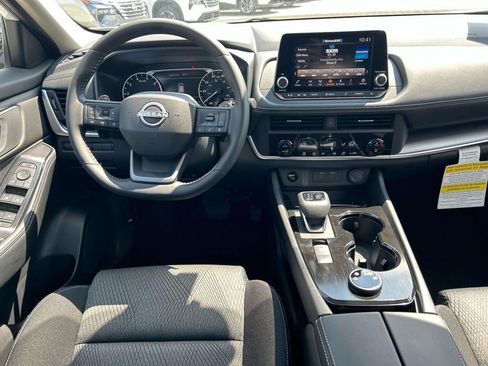 New 2026 Nissan Rogue SV AWD/4WD image 19