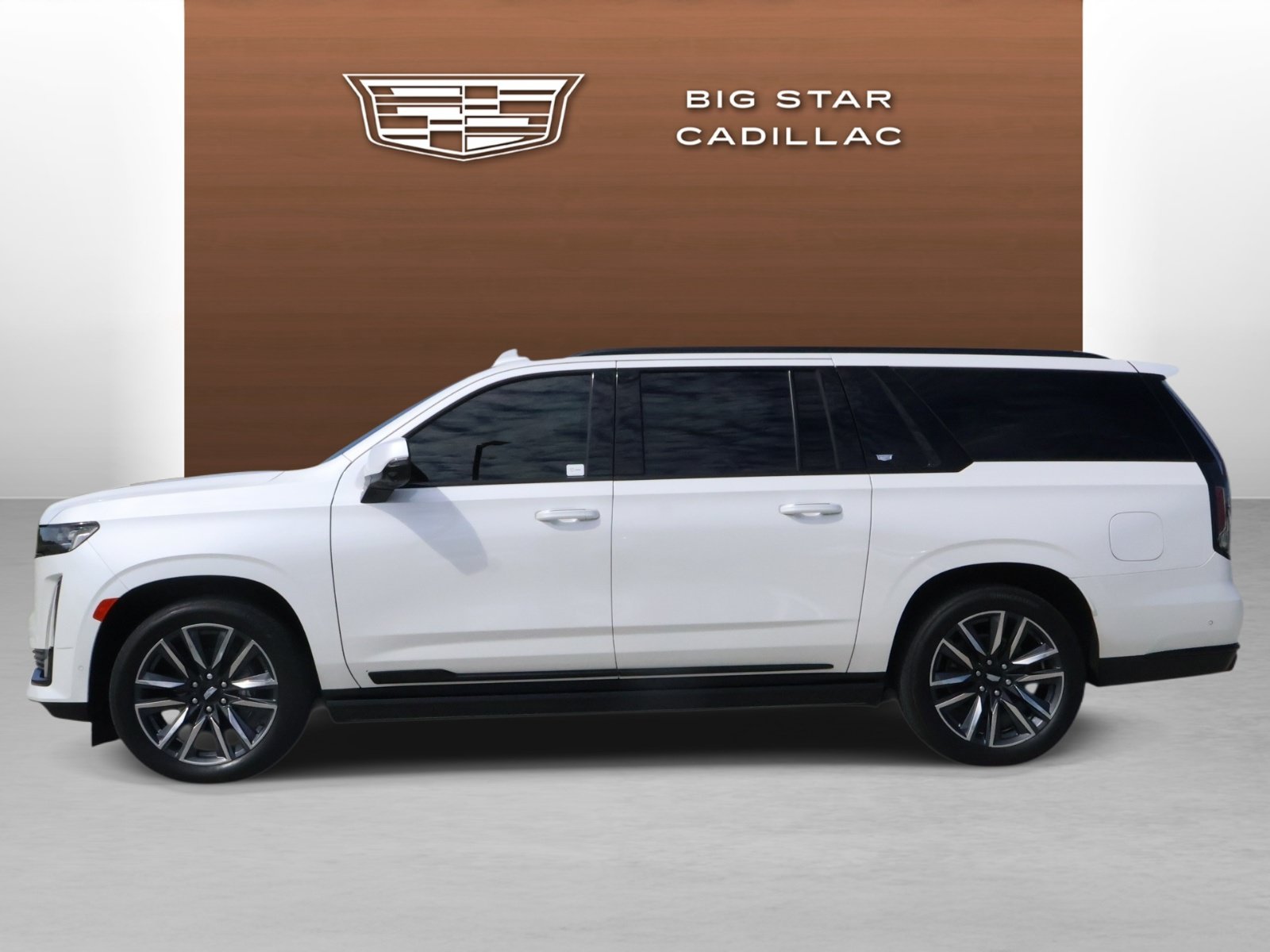 Certified 2024 Cadillac Escalade ESV Sport w/ Touring Package AWD/4WD image 2