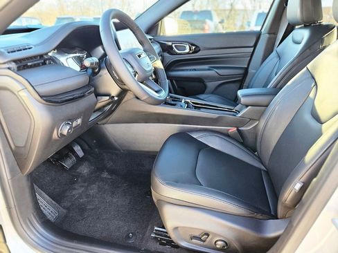 New 2026 Jeep Compass Limited image 14