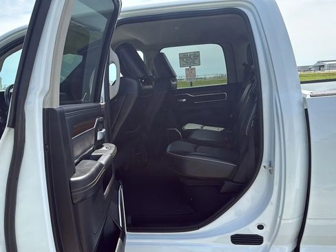 Used 2024 RAM 2500 Laramie AWD/4WD image 24