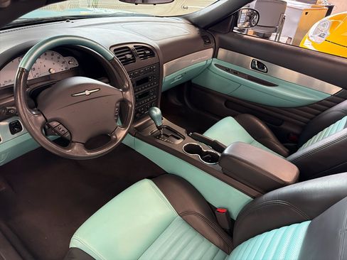 Used 2002 Ford Thunderbird Deluxe image 18
