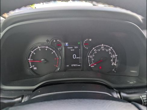 Used 2023 Toyota 4Runner SR5 Premium w/ Moonroof Package RWD image 16