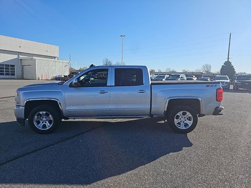 Used 2018 Chevrolet Silverado 1500 LT w/ All Star Edition image 2