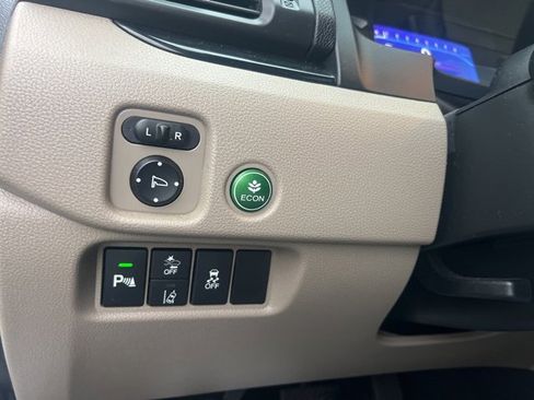 Certified 2020 Honda Pilot Touring image 27