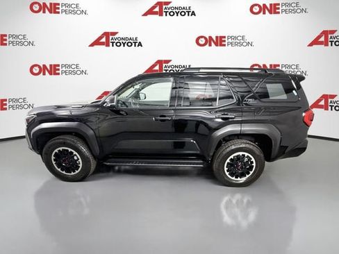 Certified 2025 Toyota 4Runner TRD Off-Road AWD/4WD image 5