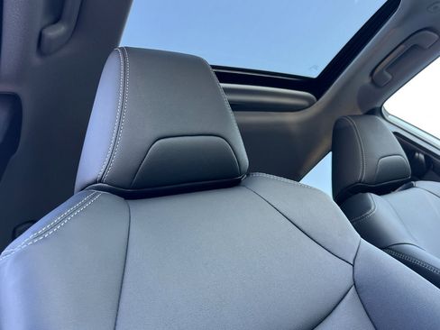 New 2026 Toyota Corolla Cross XLE image 19