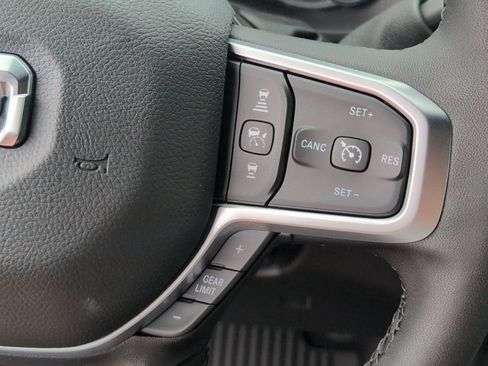 New 2026 RAM 2500 Big Horn AWD/4WD image 28