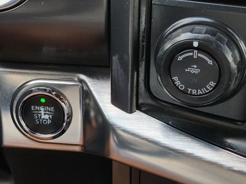 Used 2021 Ford F150 Lariat AWD/4WD image 36