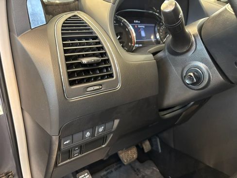 Used 2024 INFINITI QX80 Luxe AWD/4WD image 15