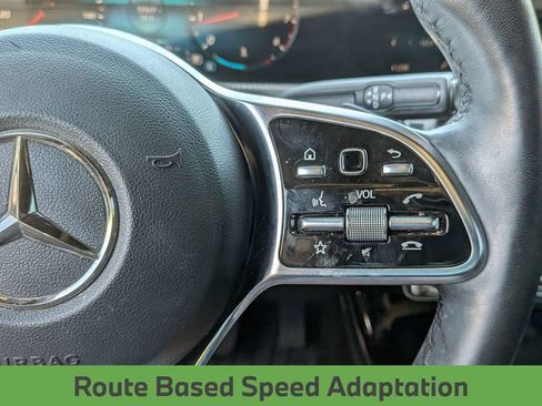 Used 2023 Mercedes-Benz CLA 250 w/ Premium Package image 21